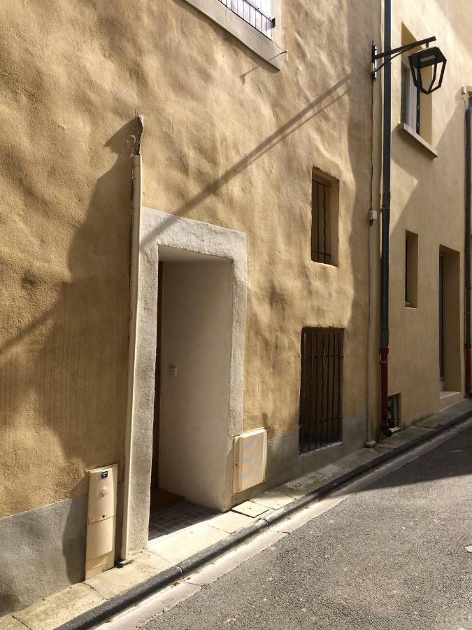 Апартаменти Le Calme Et La Tranquilite A 15 Minutes D'Avignon Комон-сюр-Дюранс Екстер'єр фото